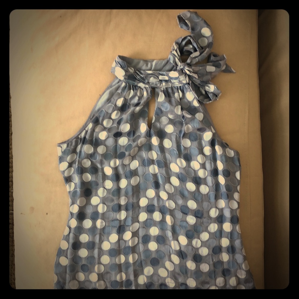 White House Black Market- Grey and White Top